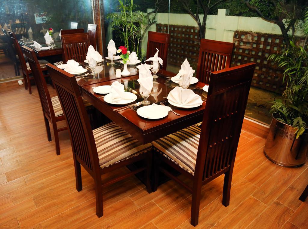 Royal Elegance Hotel Lahor Kültér fotó